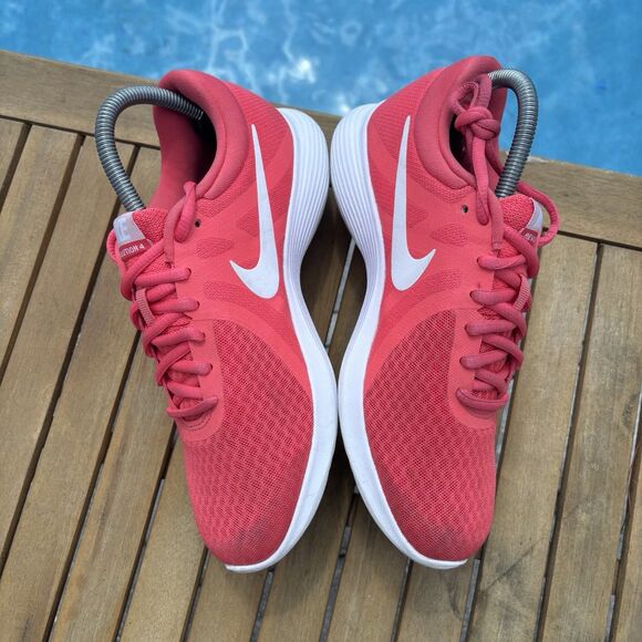 Nike Womens Revolution 4 908999-800 Coral Running Shoes Sneakers Size 7.5 - Picture 5 of 8
